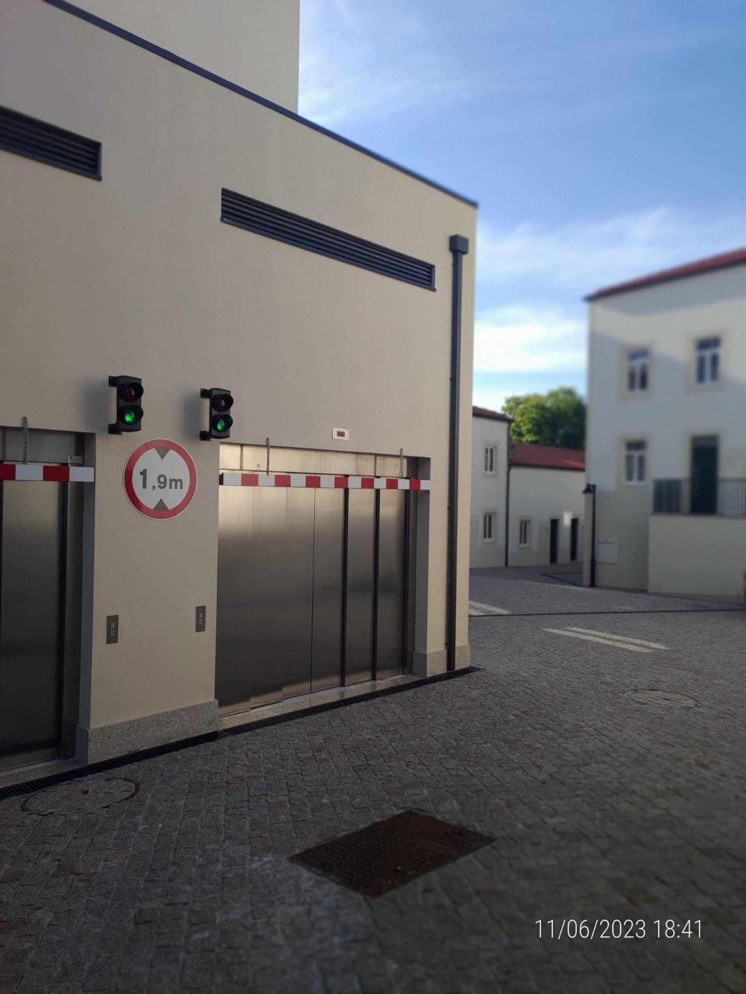 Ac Olive Apartment 24 Porto 1 Km Ribeira Garagem Exterior foto